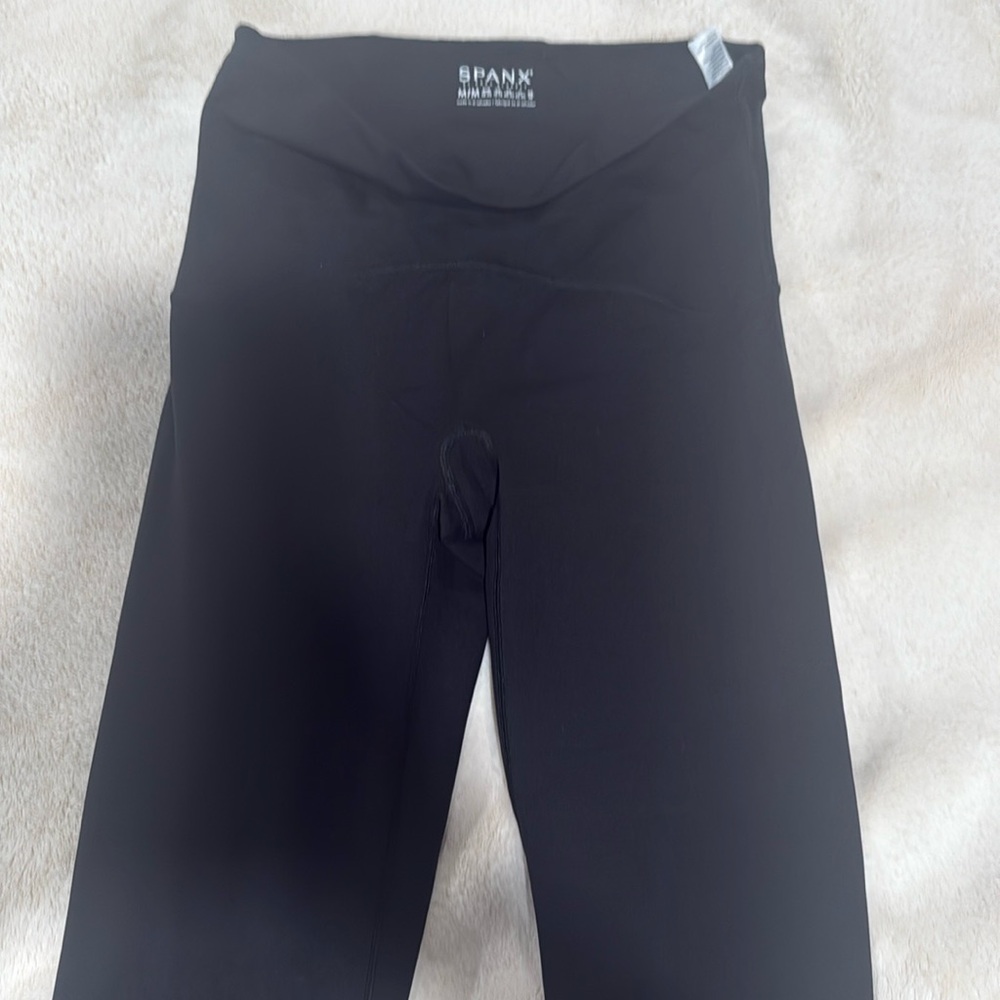 SPANX booty boost leggings size Medium